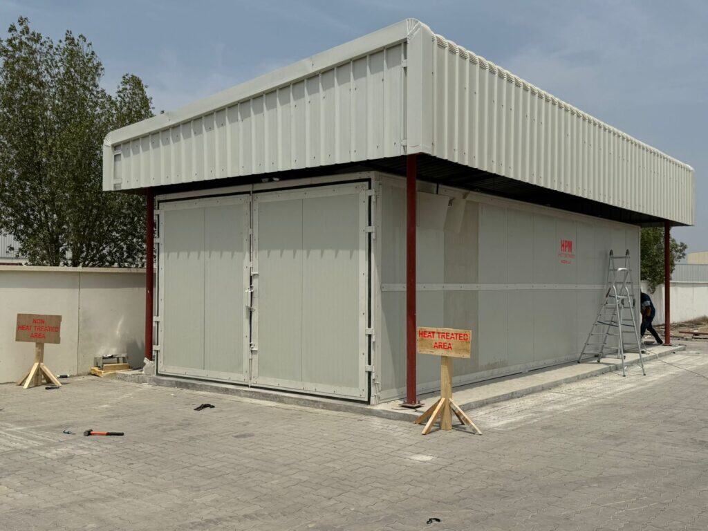 heat treatment chamber