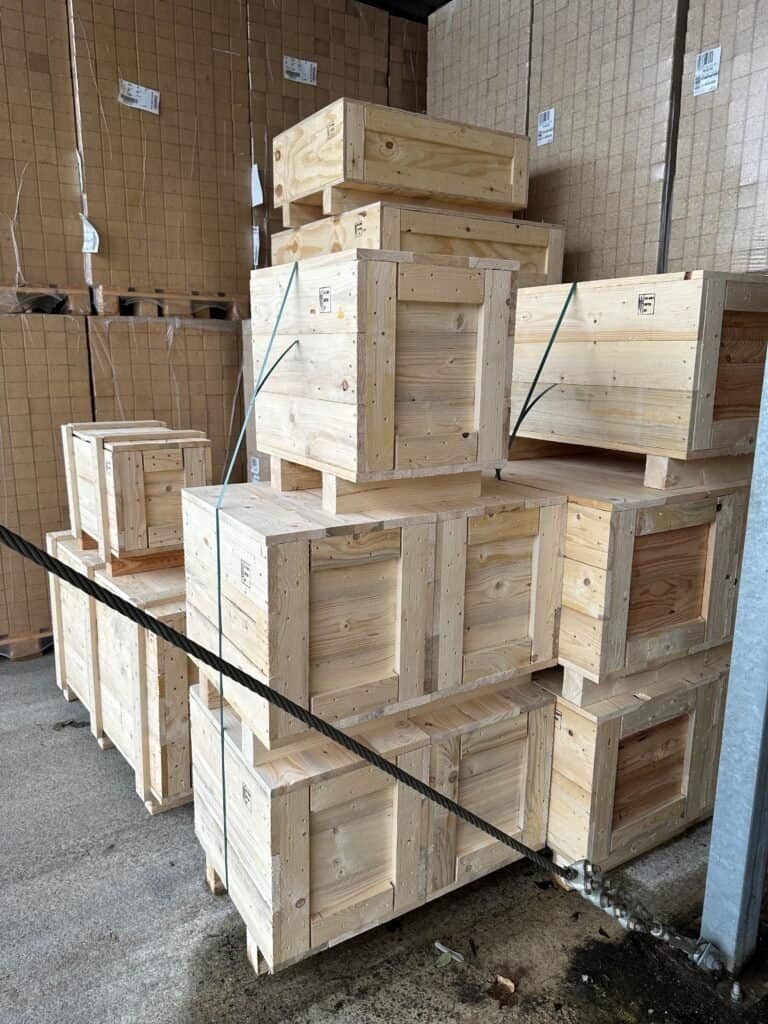custom wooden packaging